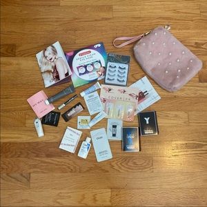 Makeup bag + samples
